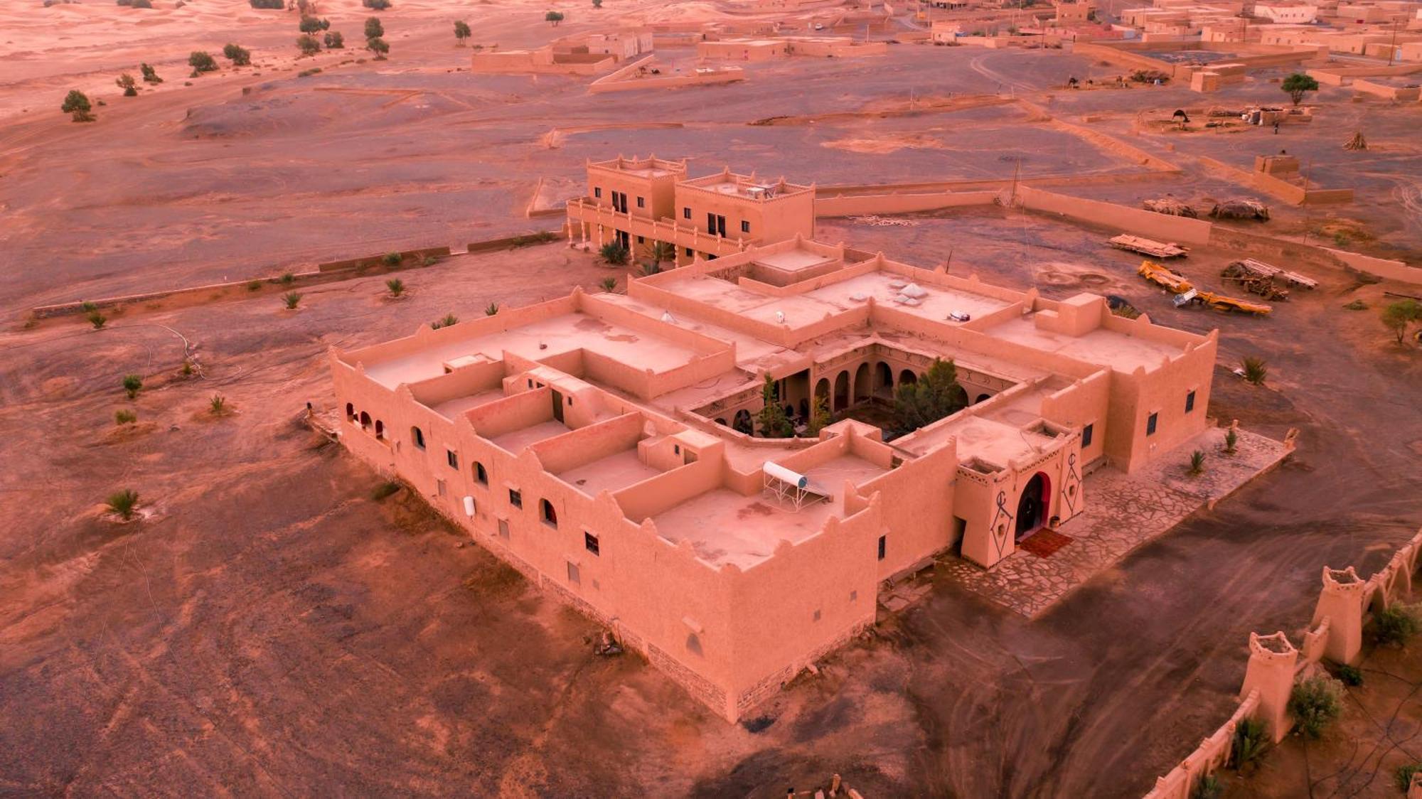 Tiziri Camp Otel Merzouga Dış mekan fotoğraf